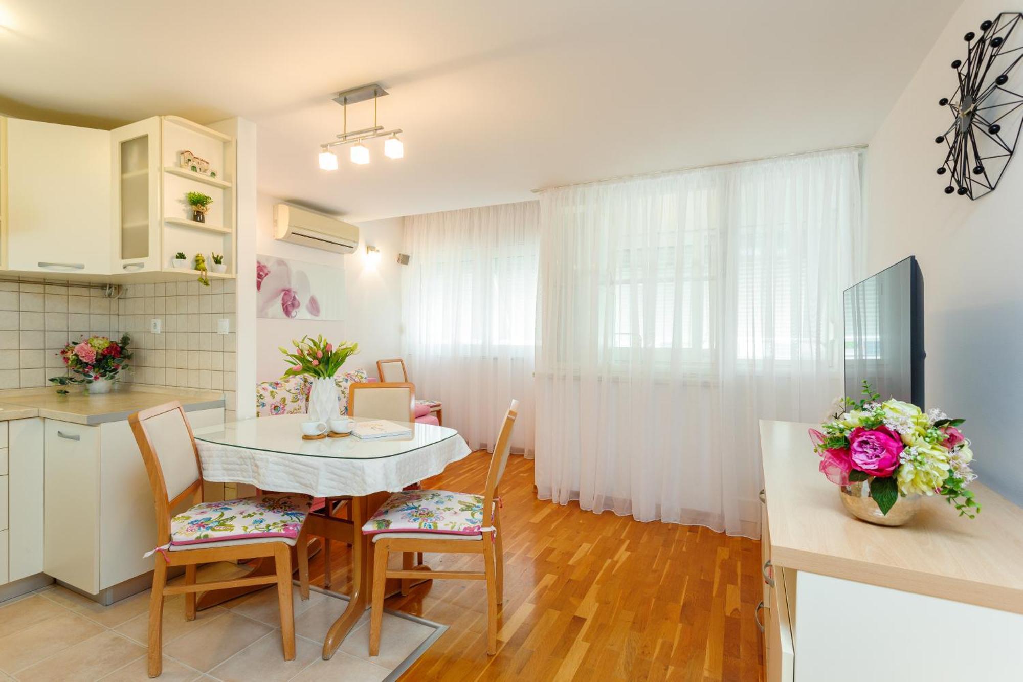 Marin Apartament